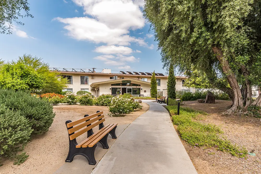 PSLSunCityGardens-HOME-Discover-Community Dining area of an apartment at Healdsburg
