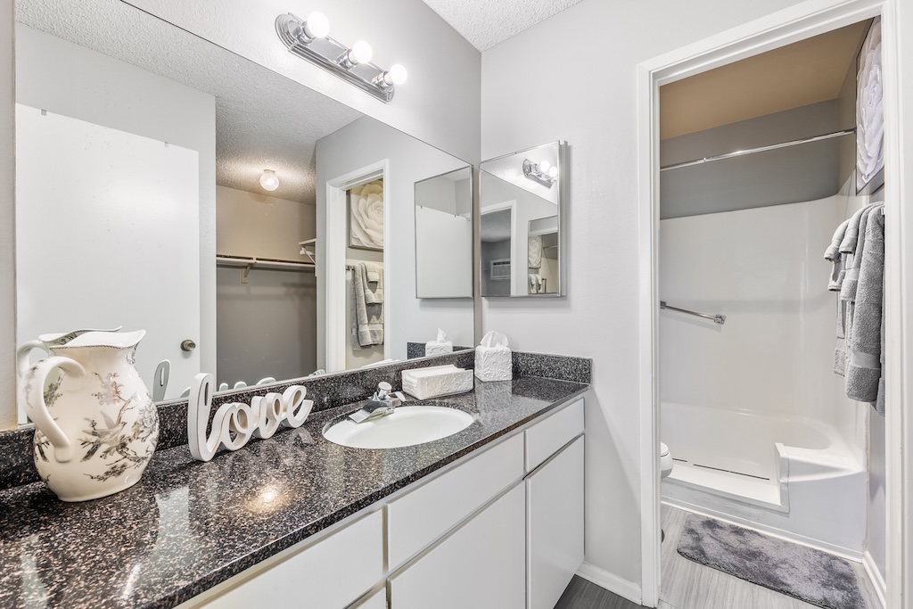 Bathroom Bathroom