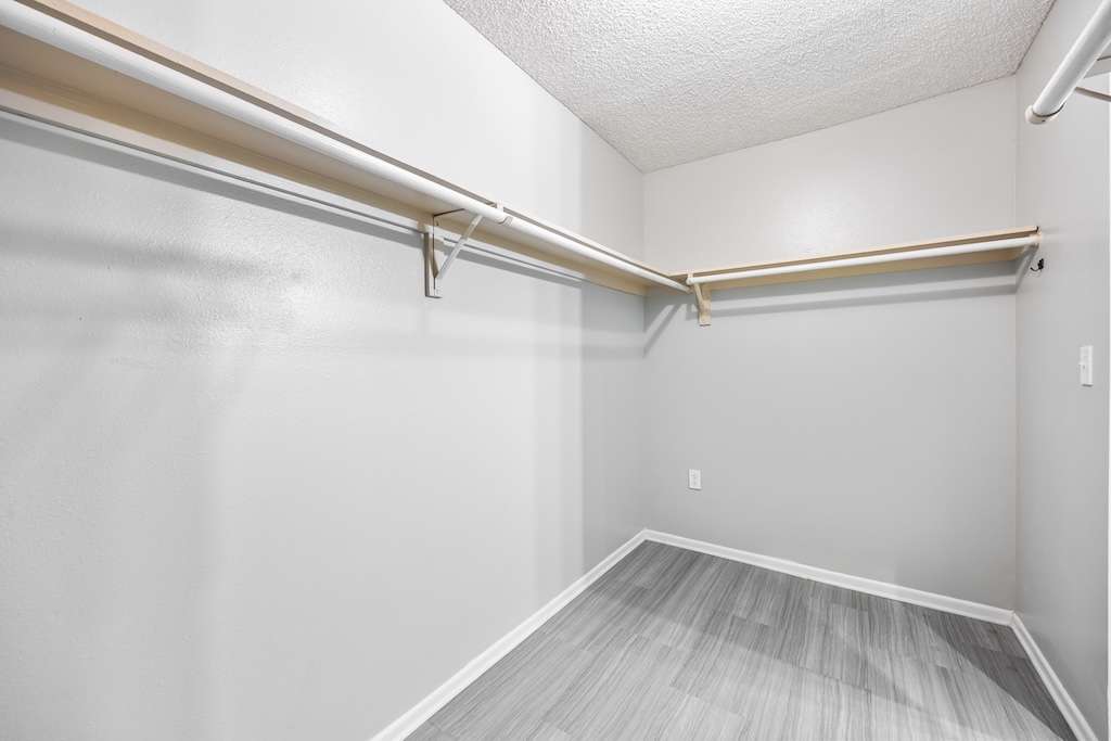 Closet Closet